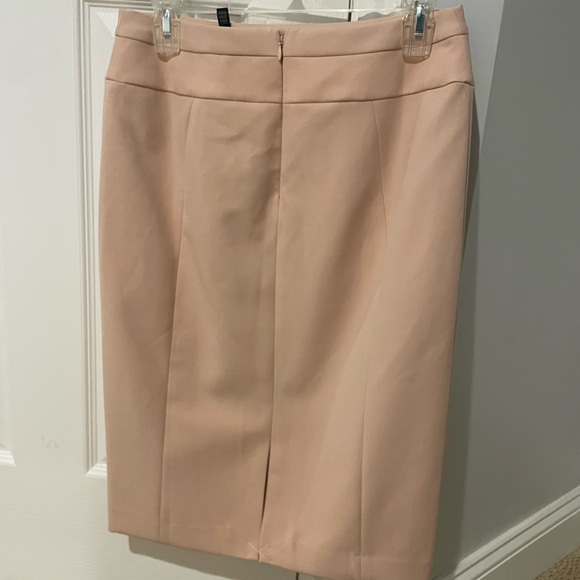 WhiteHouse Black Market blush pink skirt - Picture 2 of 3